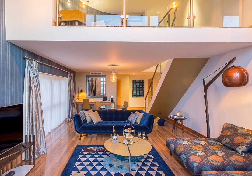 Champagne suite at Wineport Lodge.